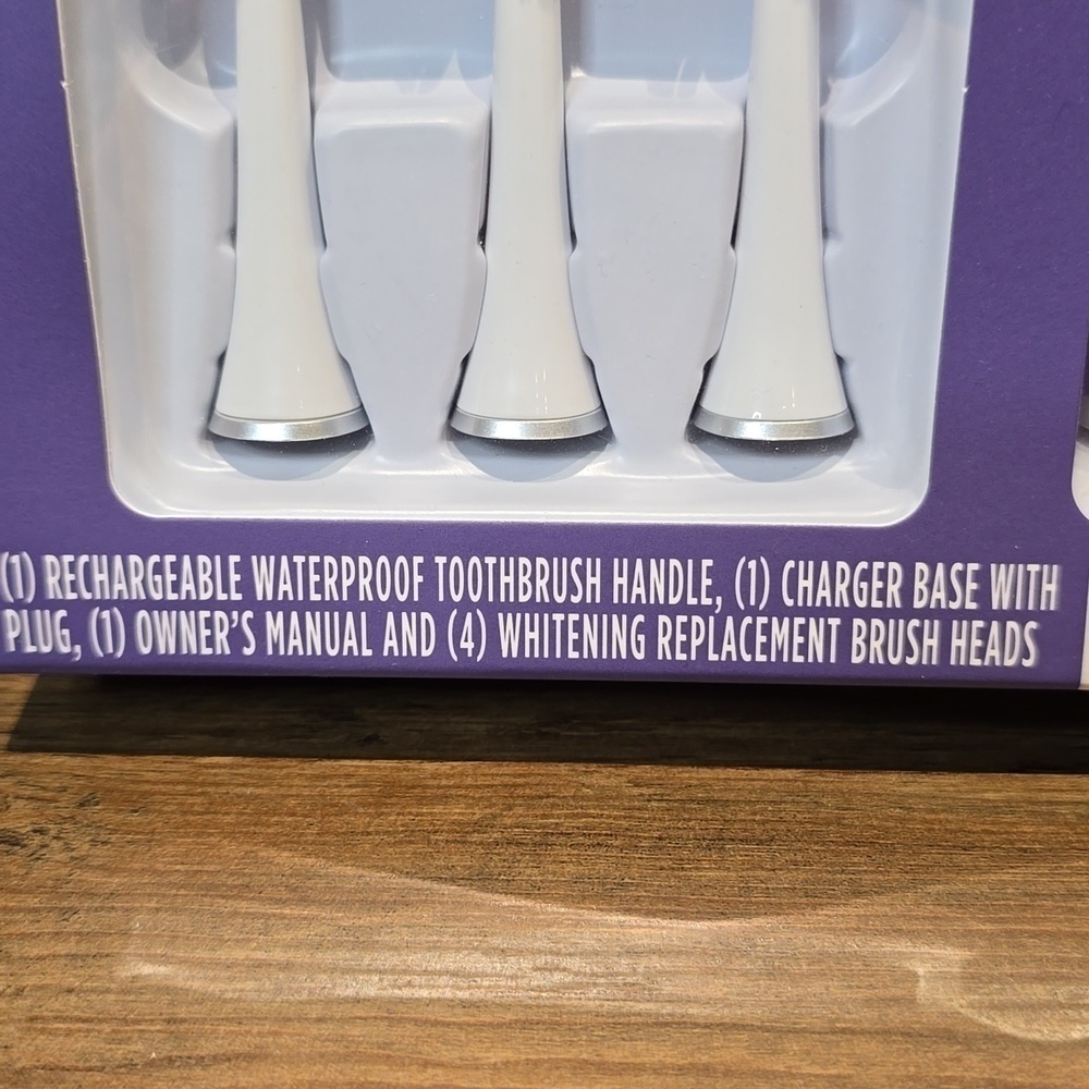 Dentiguard - Rechargeable Sonic Toothbrush in Metallic Purple - Picture 3 of 8